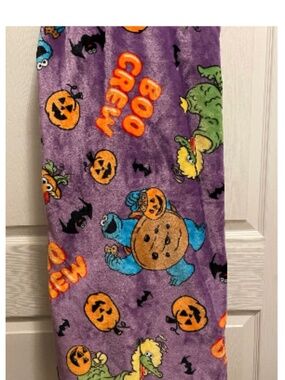 Brand new Sesame Street Halloween blanket